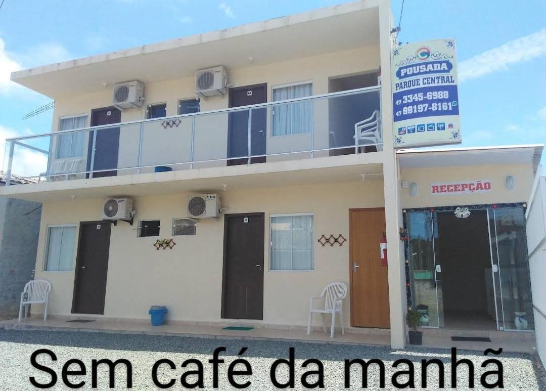 פנייה Pousada Parque Central מראה חיצוני תמונה